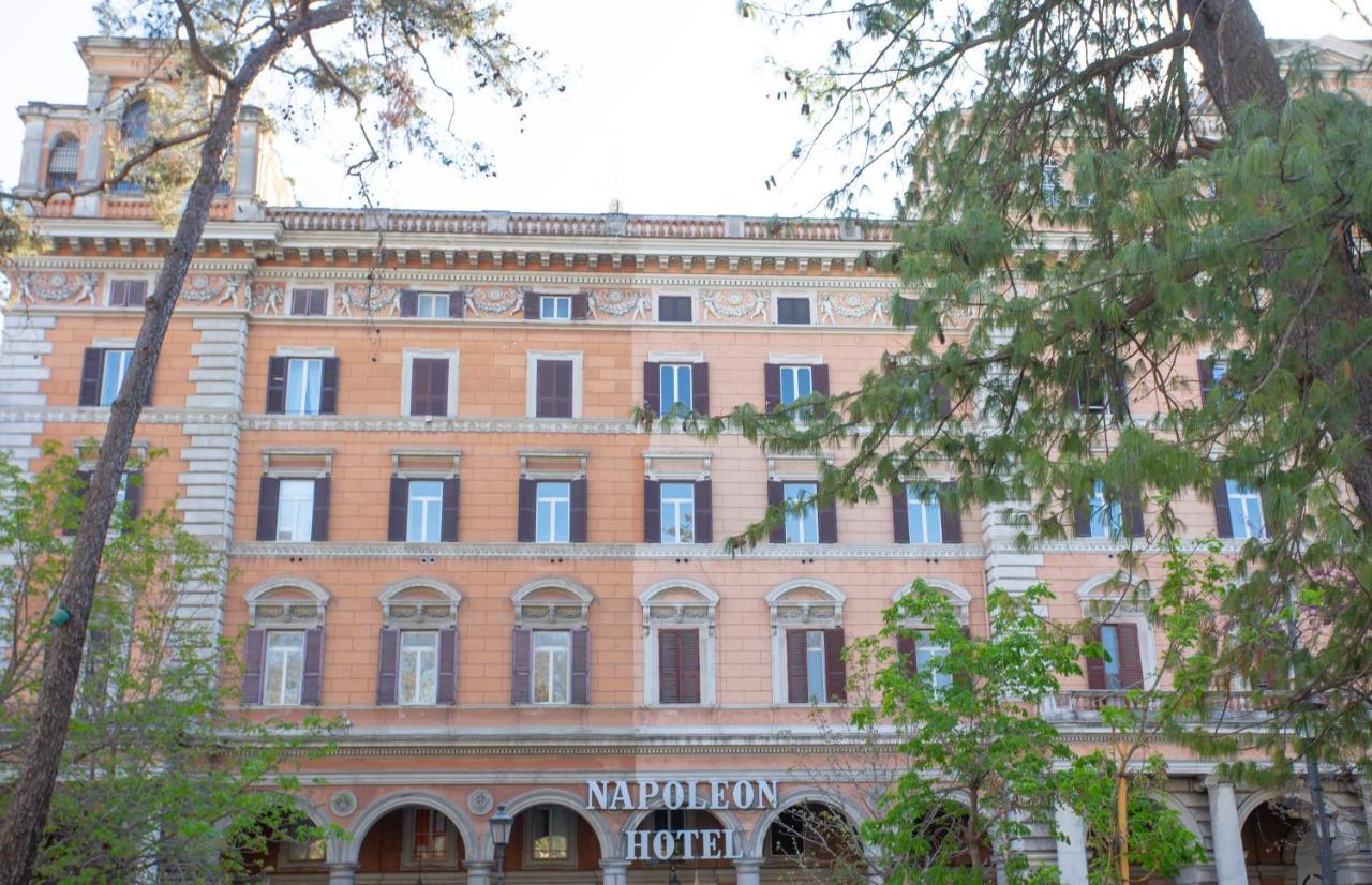 Hotel Napoleon Roma Esterno foto