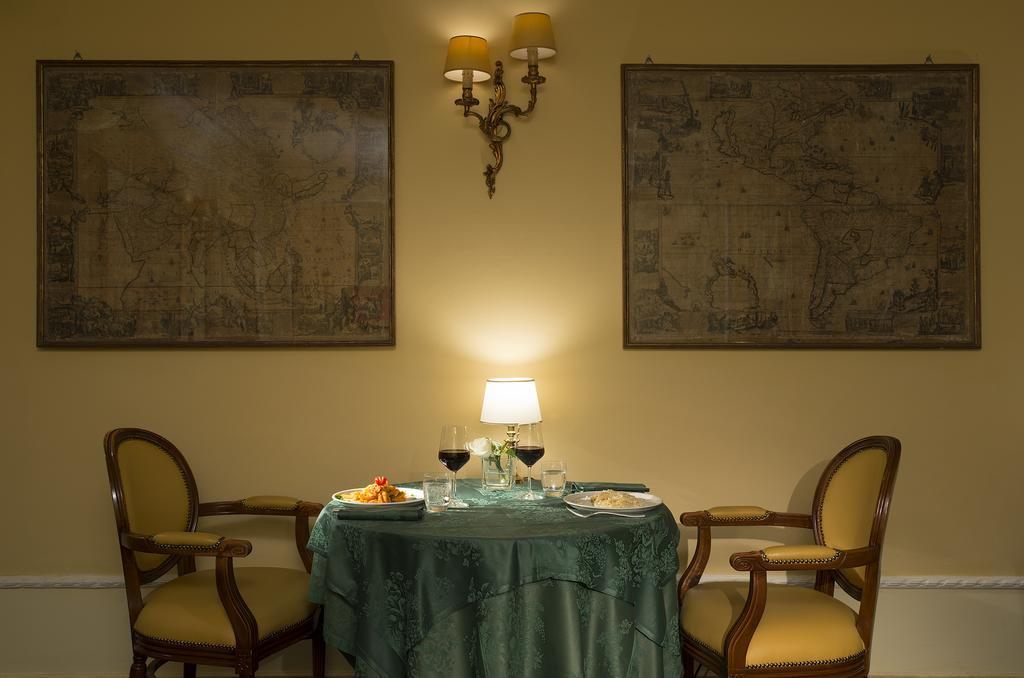 Hotel Napoleon Roma Esterno foto