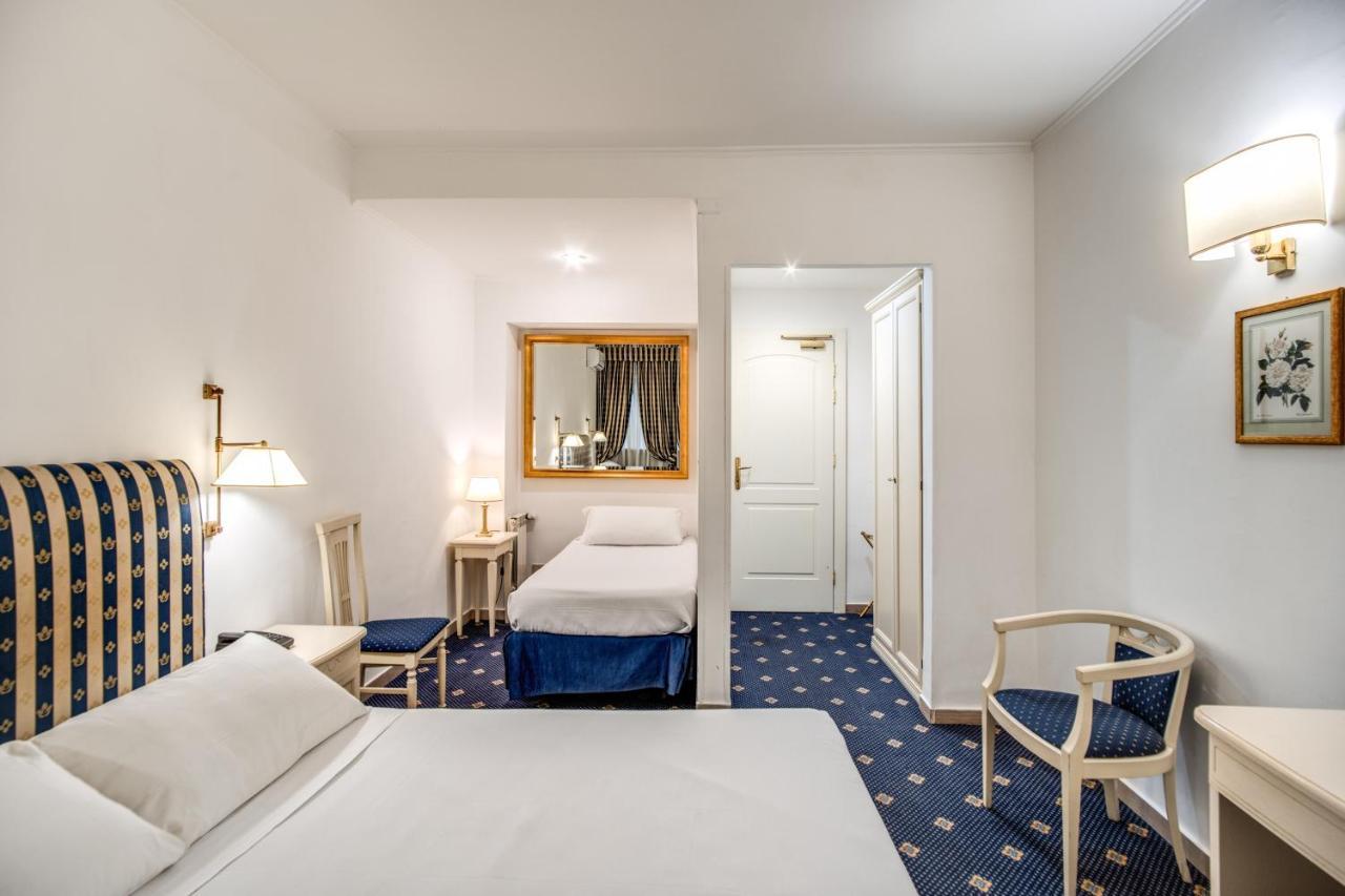 Hotel Napoleon Roma Esterno foto